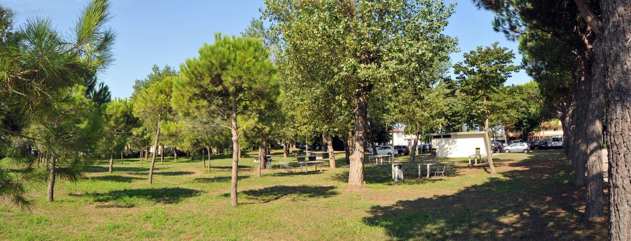 Casa Marina Bruno E Paola Mari Hotell Caorle Exteriör bild