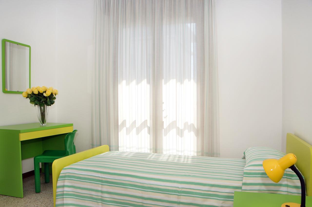 Casa Marina Bruno E Paola Mari Hotell Caorle Exteriör bild