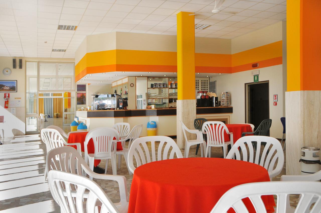 Casa Marina Bruno E Paola Mari Hotell Caorle Exteriör bild