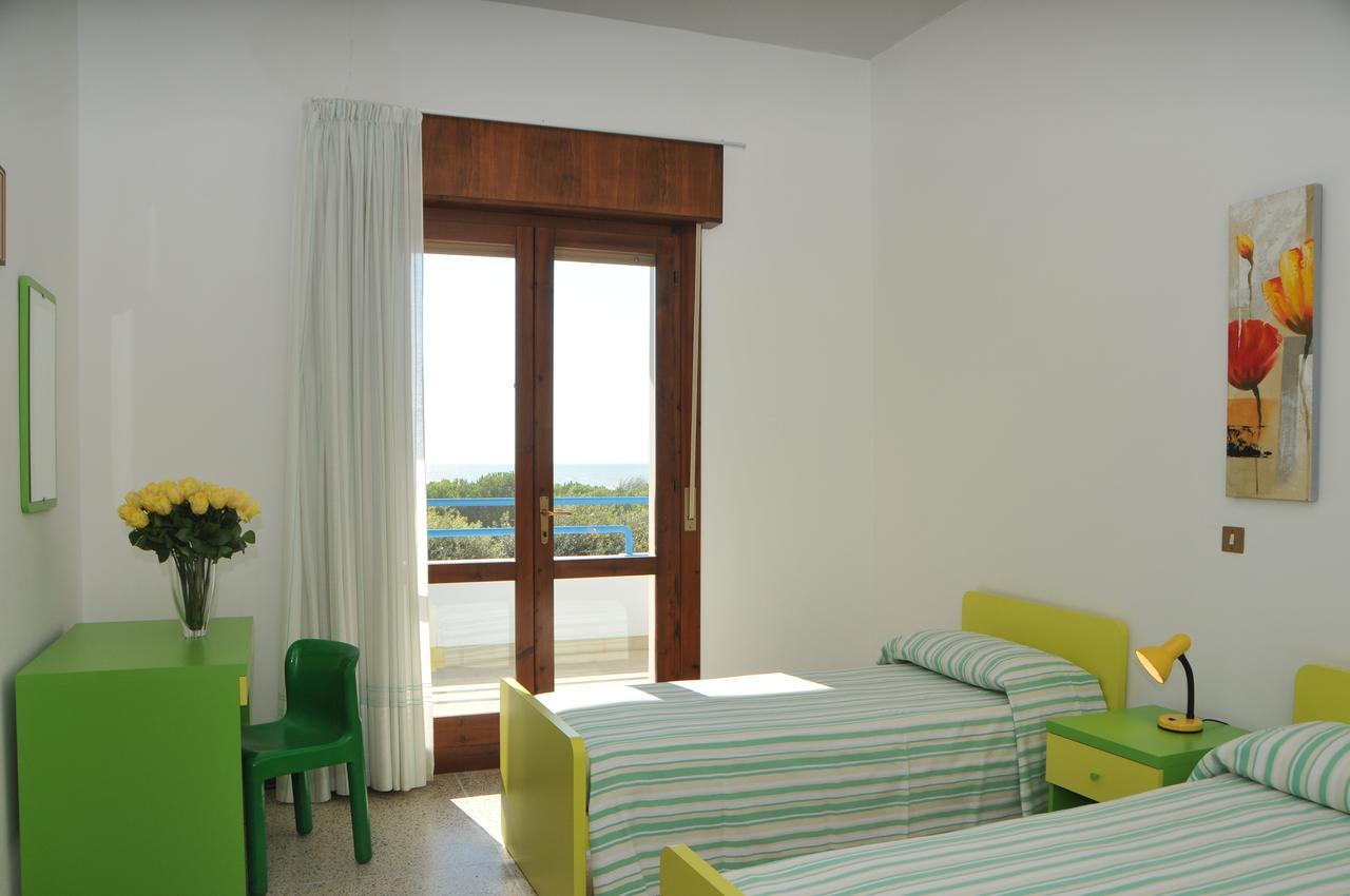 Casa Marina Bruno E Paola Mari Hotell Caorle Exteriör bild