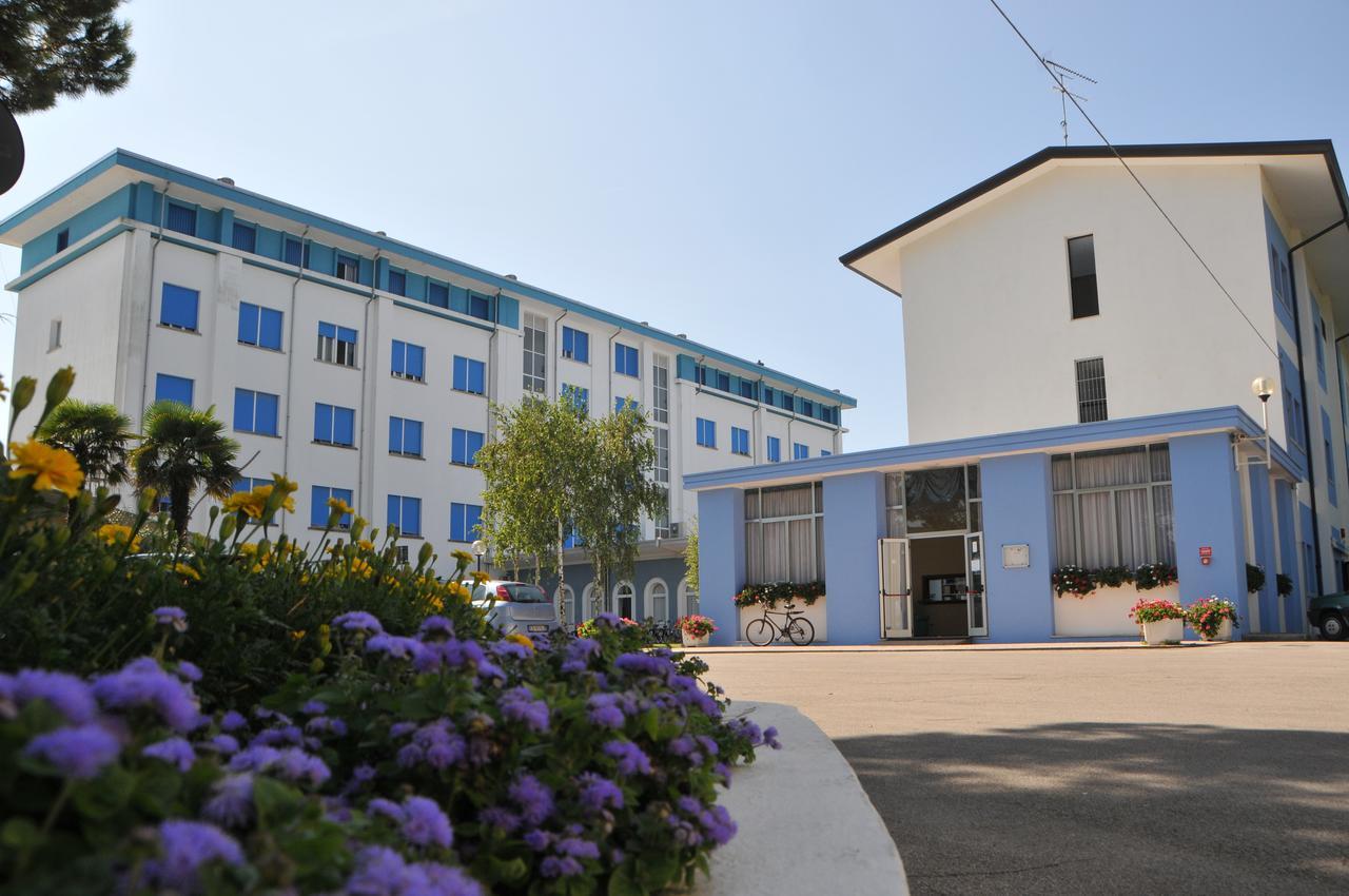 Casa Marina Bruno E Paola Mari Hotell Caorle Exteriör bild
